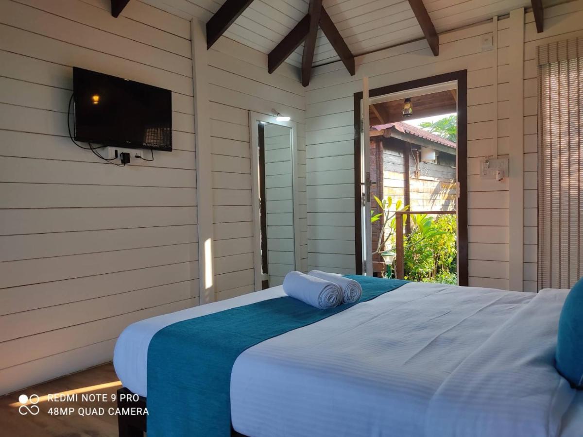 Waterscape Beach Resort วากาตอร์ ภายนอก รูปภาพ